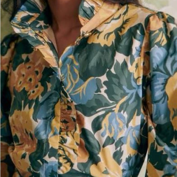 Sezane Coline Shirt in Garden Flowers - Picture 2 of 8